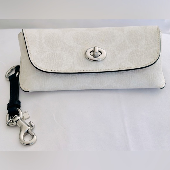 Coach white and navy Glasses case - Picture 1 of 1